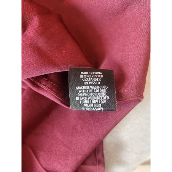 Airwalk Men Button Down Shirt XL Burgundy Long Sleeve Patches Military - Picture 4 of 7